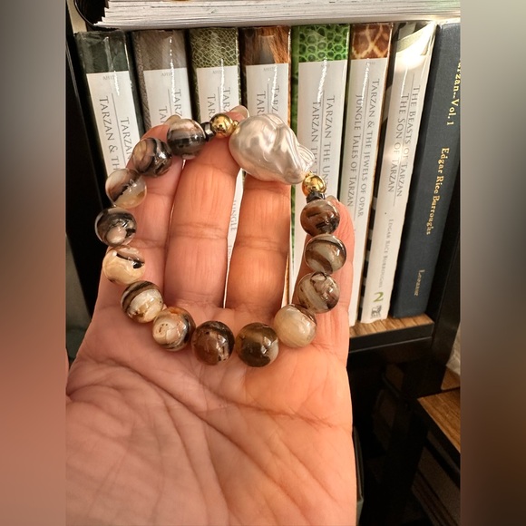KING TROCHUS SHELL + BARROQUE SHELL PEARL NATURAL BRACELET size 7”” - Picture 10 of 12